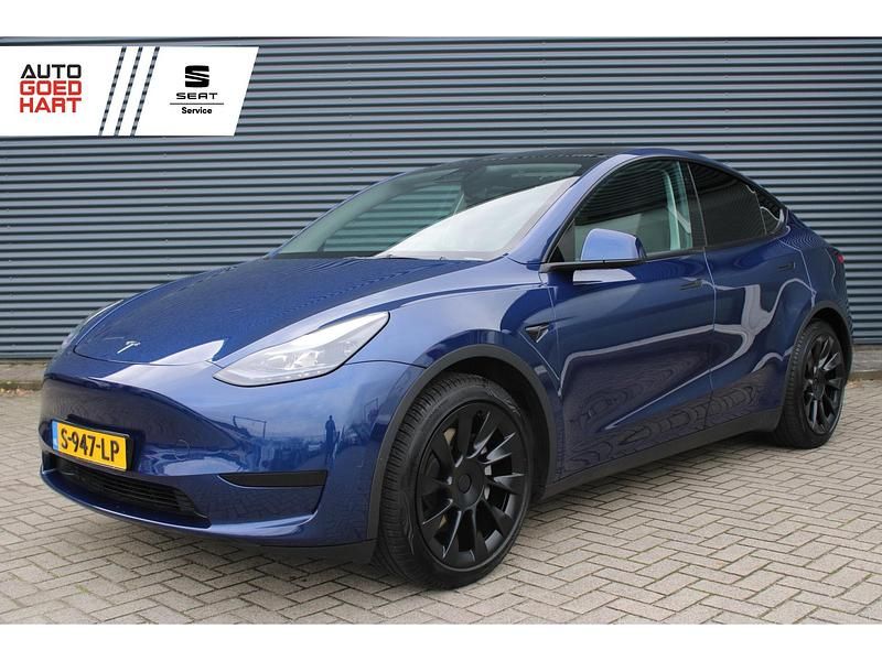 Blauw Occasion 2023 Tesla Model Y RWD SUV | € 33.895 (Eerlijke prijs) - Afbeelding 1/4