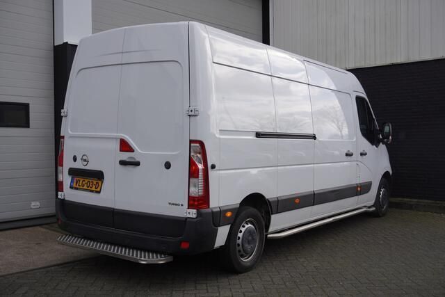 Wit Gebruikt 2021 Opel Movano Van | € 19.950 (Eerlijke prijs) - Afbeelding 1/2