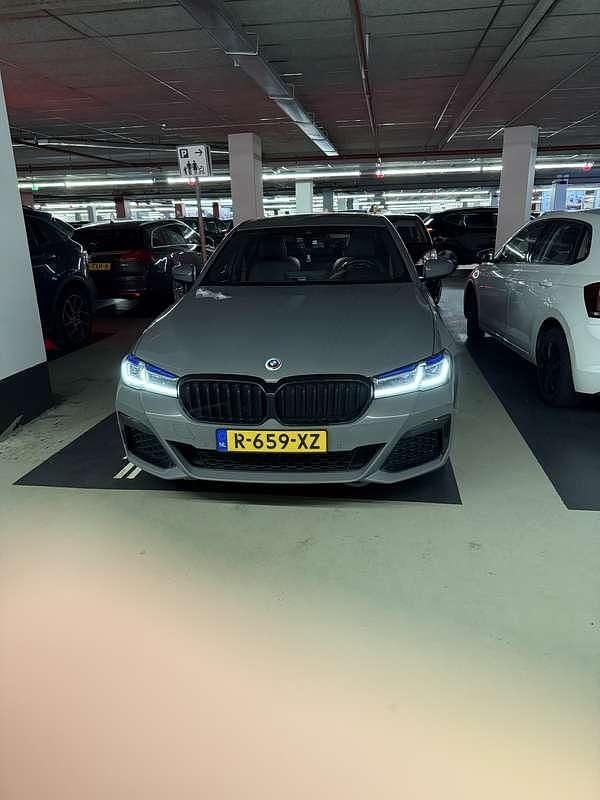 Occasion 2023 BMW 520 Sedan | € 44.500 (Duur) - Afbeelding 1/4