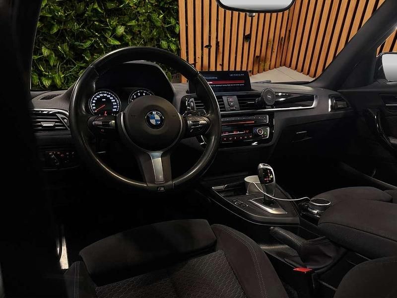 Occasion BMW 118 Executive 136 PK (100 kW) 2018 Wit Hatchback