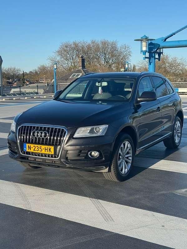Grijs Gebruikt 2013 Audi Q5 SUV | € 9.500 (Super prijs) - Afbeelding 1/4