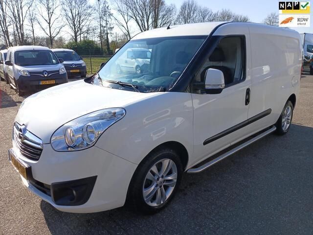 Wit Gebruikt 2018 Opel Combo Sport MPV | € 5.950 (Iets duurder) - Afbeelding 1/4