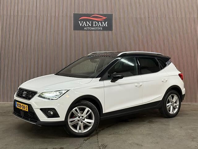 Wit Gebruikt 2020 Seat Arona XCELLENCE SUV | € 18.900 (Eerlijke prijs) - Afbeelding 1/4