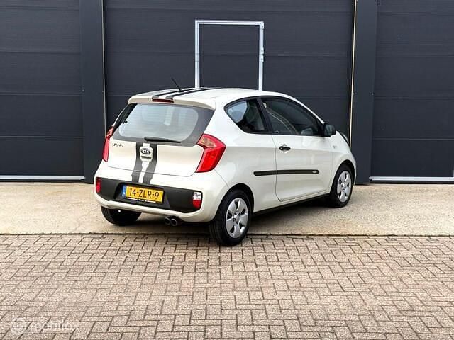 Occasion Kia Picanto 69 PK (50 kW) 2013 Beige Hatchback