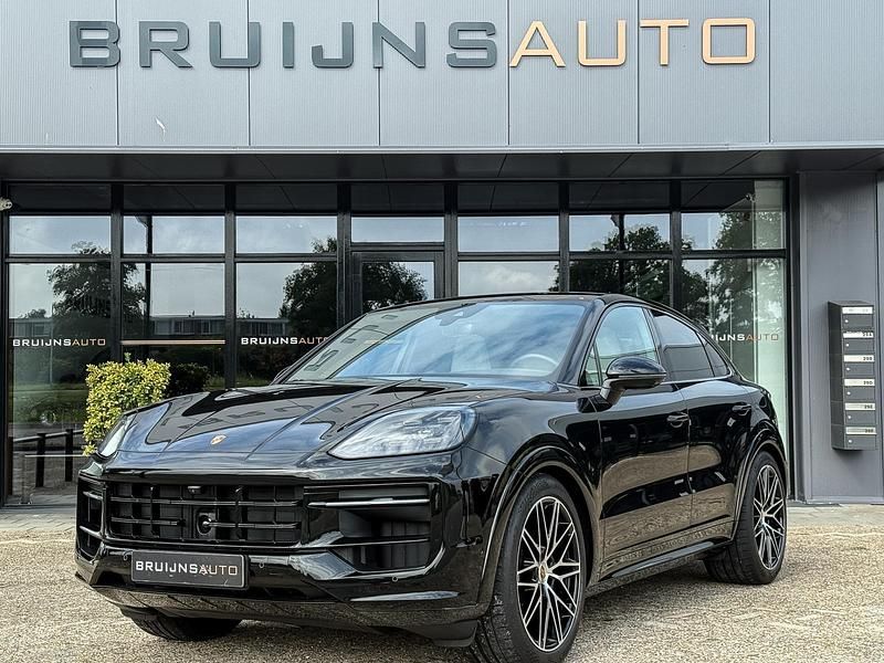 Zwart Gebruikt 2025 Porsche Cayenne Sport SUV | € 129.950 - Afbeelding 1/4