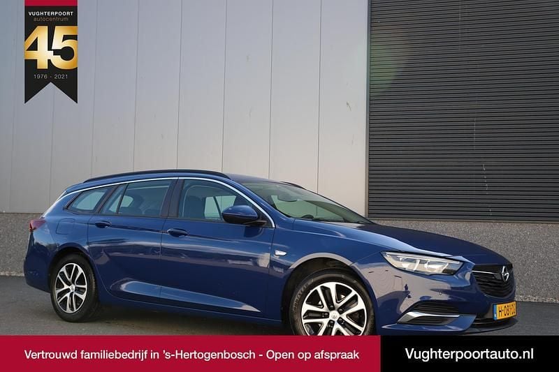 Blauw Gebruikt 2020 Opel Insignia Business Stationwagen | € 17.445 (Eerlijke prijs) - Afbeelding 1/4