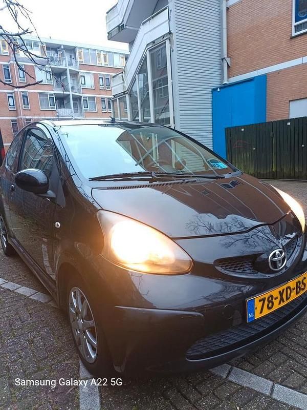 Occasion 2007 Toyota Aygo Hatchback | € 1.550 (Eerlijke prijs) - Afbeelding 1/4