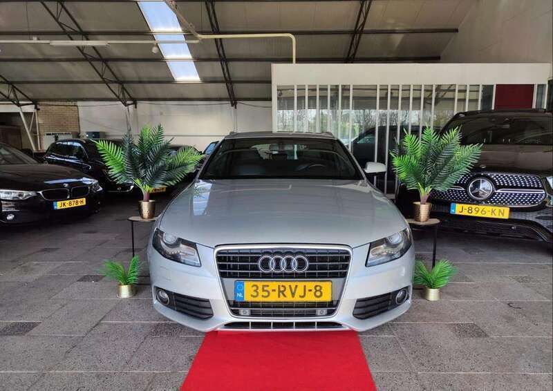 Grijs Gebruikt 2011 Audi A4 S-Line Stationwagen | € 2.500 - Afbeelding 1/3