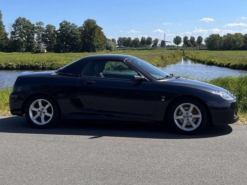 Zwart Gebruikt 2002 MG TF Cabriolet | € 4.900 (Eerlijke prijs) - Afbeelding 1/4