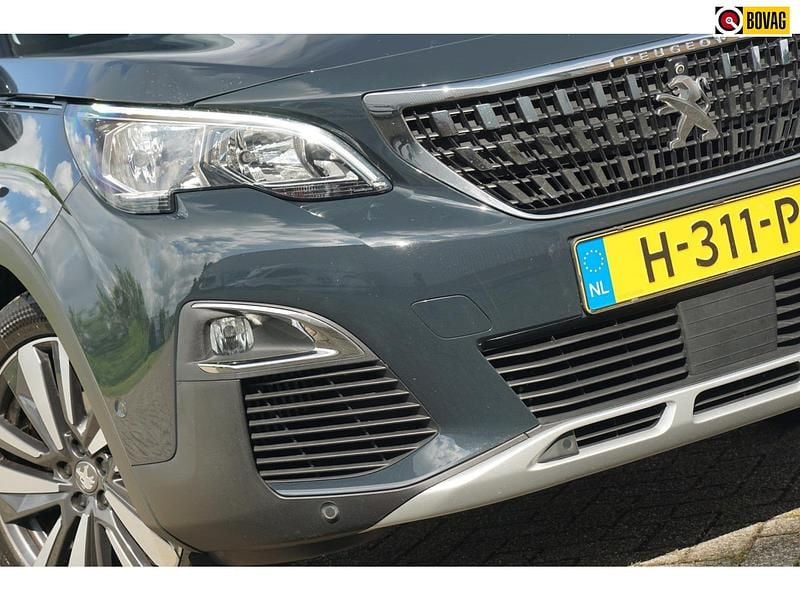 Grijs Gebruikt 2020 Peugeot 3008 Premium SUV | € 15.925 (Eerlijke prijs) - Afbeelding 1/4