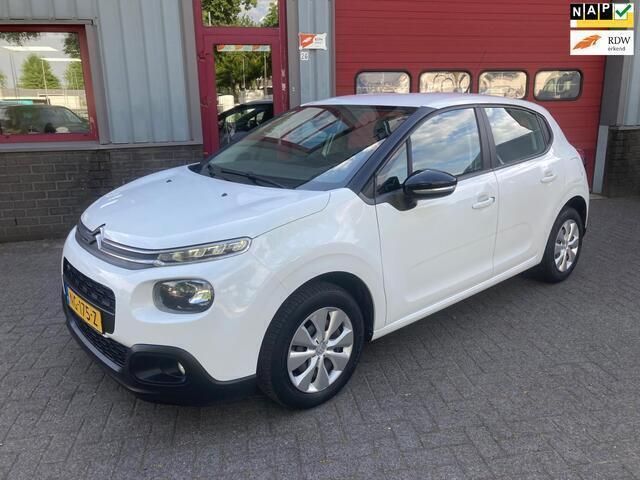 Wit Gebruikt 2017 Citroën C3 Feel Hatchback | € 6.950 (Eerlijke prijs) - Afbeelding 1/4
