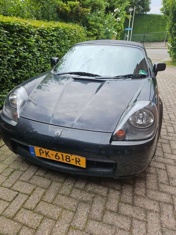 Zwart Gebruikt 2002 Toyota MR2 Cabriolet | € 4.350 (Super prijs) - Afbeelding 1/4