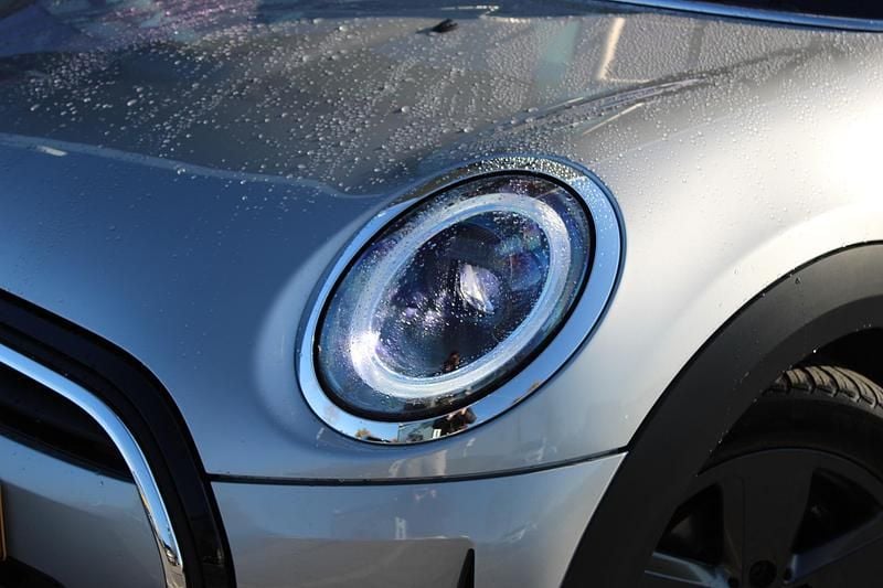 Occasion Mini Cooper Classic 136 PK (100 kW) 2023 Grijs (metallic) Hatchback