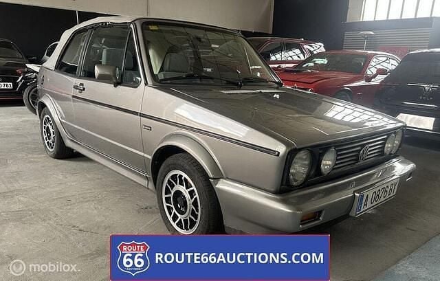 Zwart Gebruikt 1991 VW Golf III GTI Cabriolet | € 5.500 - Afbeelding 1/4