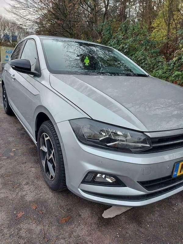Occasion VW Polo IQ Drive 114 PK (83 kW) 2020 Grijs Sedan