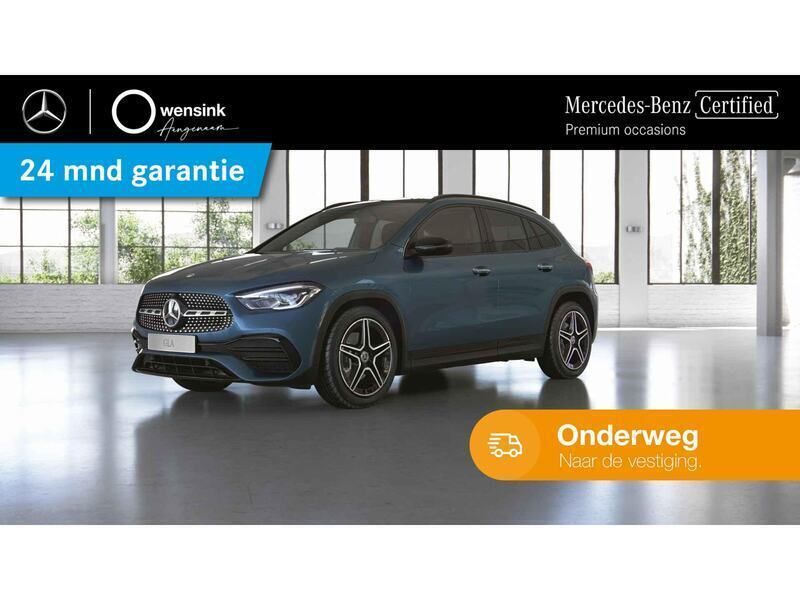 Blauw Gebruikt 2023 Mercedes GLA250 AMG line SUV | € 45.850 (Iets duurder) - Afbeelding 1/4