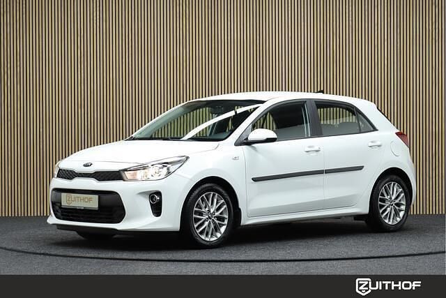 Wit Gebruikt 2020 Kia Rio Hatchback | € 14.900 (Eerlijke prijs) - Afbeelding 1/4