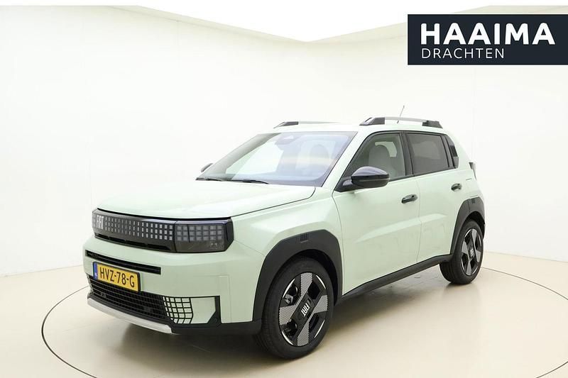 Groen Occasion 2025 Fiat Grande Panda La Prima Hatchback | € 26.950 (Eerlijke prijs) - Afbeelding 1/4