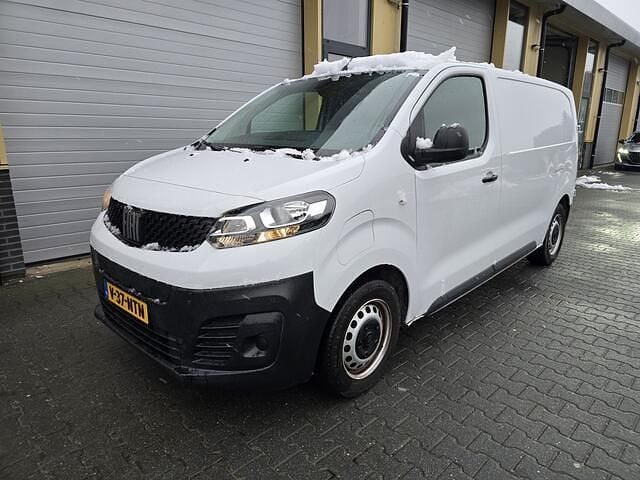 Wit Occasion 2022 Fiat e-Scudo MPV | € 14.945 - Afbeelding 1/4