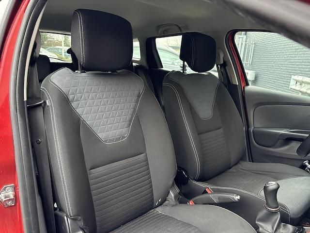 Occasion Renault Clio GrandTour Dynamique 90 PK (66 kW) 2015 Rood Stationwagen