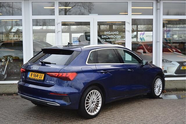 Occasion Audi A3 Sportback Business 112 PK (82 kW) 2021 Blauw Hatchback