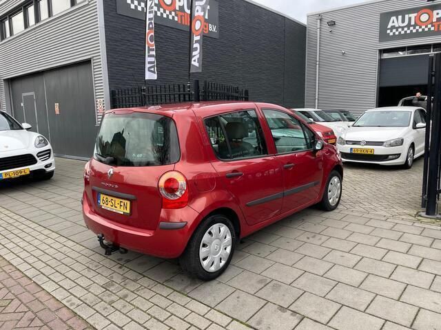 Occasion Renault Modus 98 PK (72 kW) 2006 Rood MPV