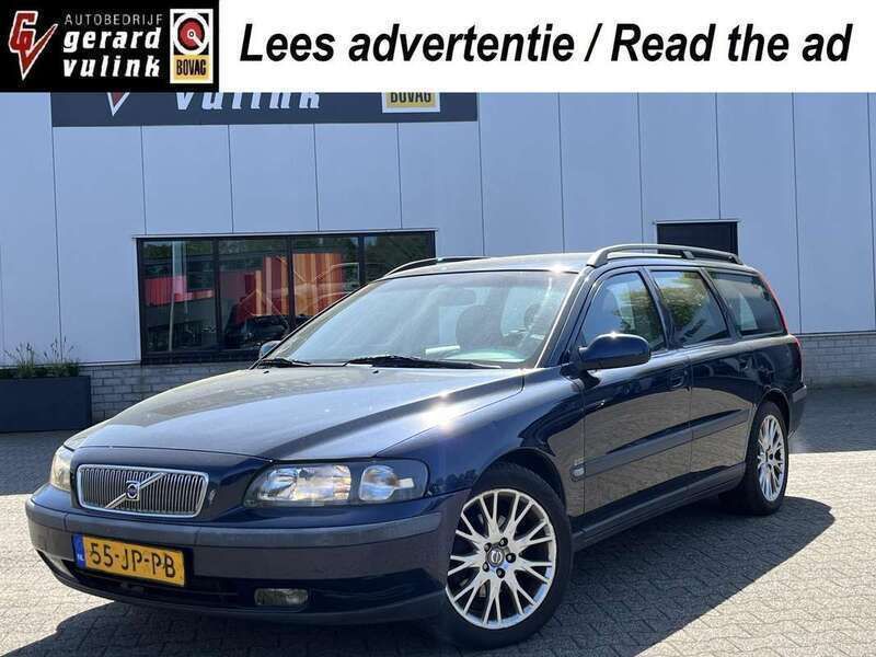 Blauw Gebruikt 2002 Volvo V70 Comfort Stationwagen | € 740 (Super prijs) - Afbeelding 1/4