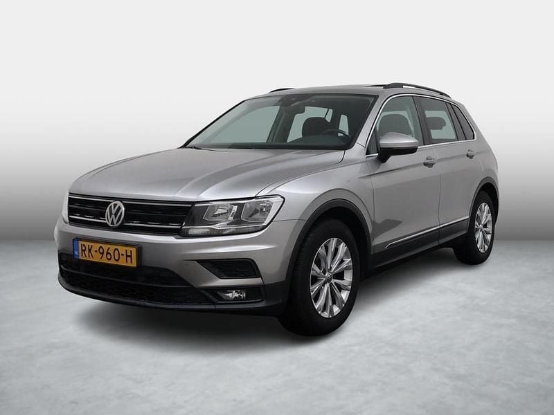 Grijs (metallic) Occasion 2017 VW Tiguan SUV | € 19.799 (Super prijs) - Afbeelding 1/4