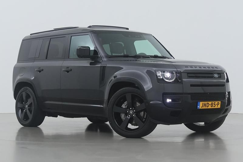 Grijs Gebruikt 2024 Land Rover Defender Black Edition | € 94.700 (Goede deal) - Afbeelding 1/1