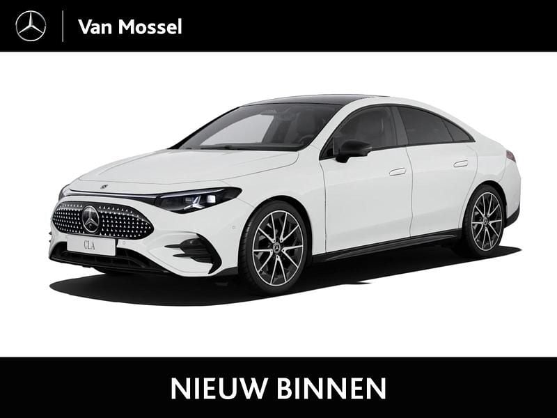 Wit Nieuw 2025 Mercedes CLA 250+ AMG line Sedan | € 58.979 (Eerlijke prijs) - Afbeelding 1/3