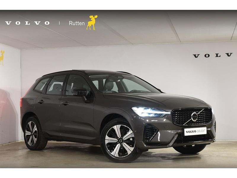 Grijs Occasion 2025 Volvo XC60 Plus SUV | € 57.840 (Iets duurder) - Afbeelding 1/4