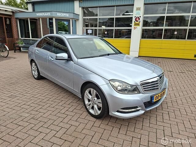 Grijs Gebruikt 2012 Mercedes C180 Elegance Sedan | € 9.950 (Eerlijke prijs) - Afbeelding 1/4