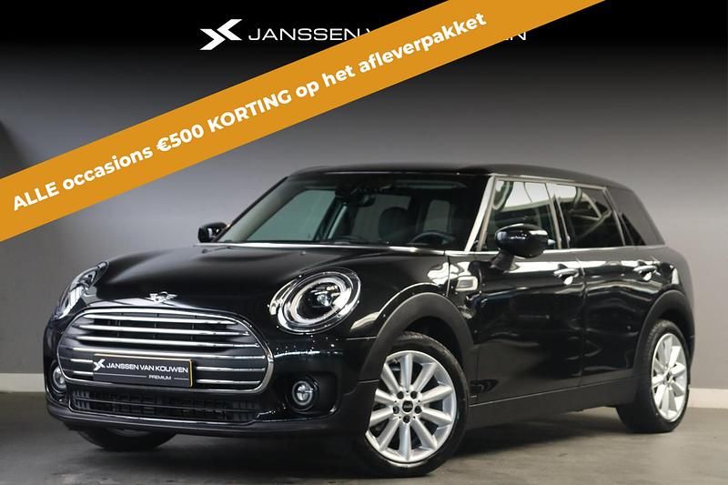 Zwart Gebruikt 2023 Mini Cooper Clubman Classic Stationwagen | € 27.795 (Eerlijke prijs) - Afbeelding 1/4