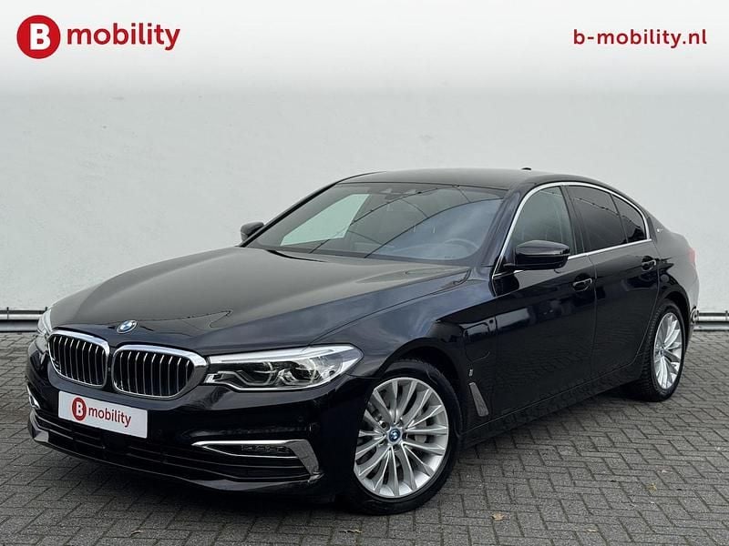 Zwart Occasion 2019 BMW 530e Executive Sedan | € 23.895 (Super prijs) - Afbeelding 1/3