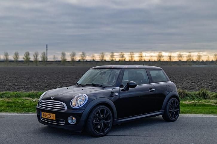 Gebruikt 2009 Mini Cooper Hatchback | € 5.490 (Goede deal) - Afbeelding 1/4