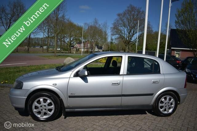 Grijs Gebruikt 2003 Opel Astra Njoy Hatchback | € 1.650 (Eerlijke prijs) - Afbeelding 1/4