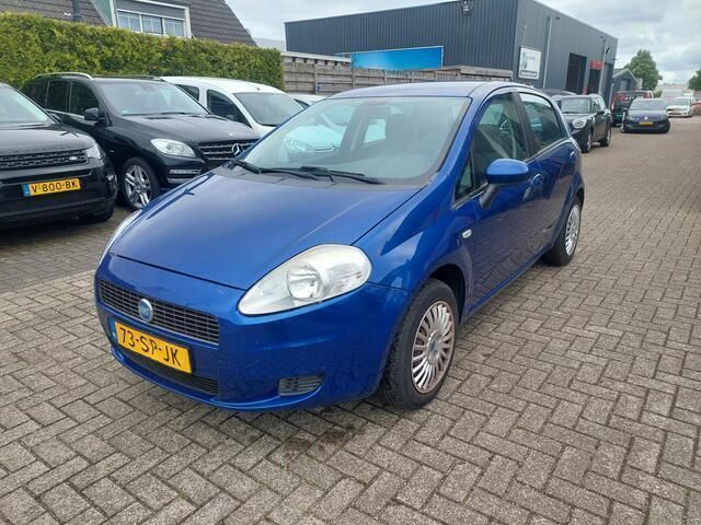 Blauw Gebruikt 2006 Fiat Grande Punto Dynamic Hatchback | € 999 (Eerlijke prijs) - Afbeelding 1/4