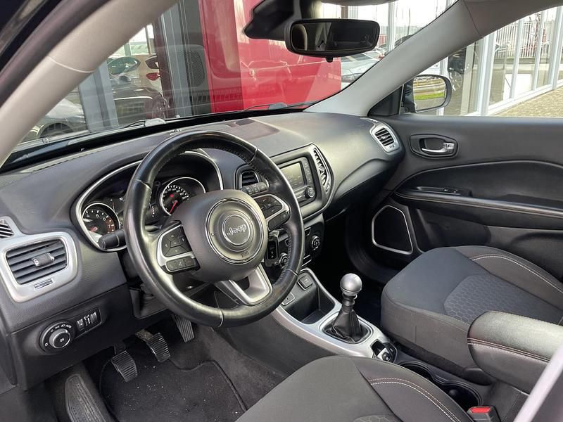 Occasion Jeep Compass Sport 142 PK (104 kW) 2018 Zwart SUV