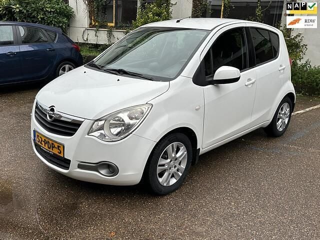 Wit Gebruikt 2011 Opel Agila Edition Hatchback | € 2.999 (Eerlijke prijs) - Afbeelding 1/4