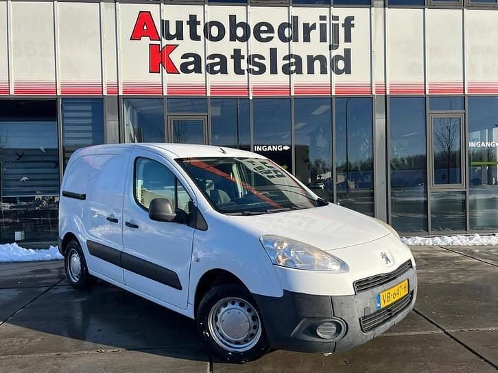 Wit Occasion 2013 Peugeot Partner MPV | € 2.498 (Eerlijke prijs) - Afbeelding 1/4
