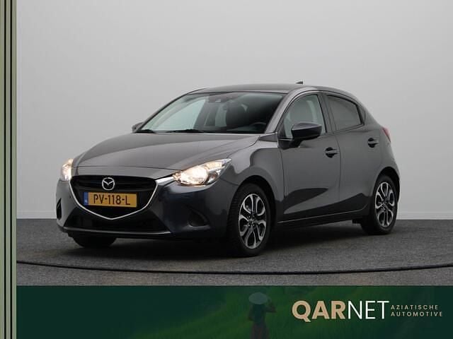 Grijs Gebruikt 2017 Mazda 2 Hatchback | € 12.445 (Eerlijke prijs) - Afbeelding 1/4