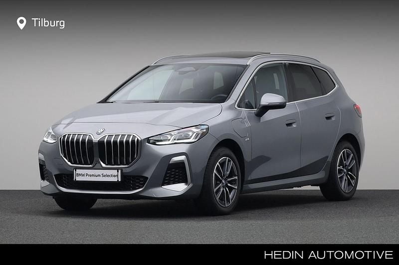Grijs Gebruikt 2024 BMW 230 Comfort Edition Stationwagen | € 47.880 (Super prijs) - Afbeelding 1/4