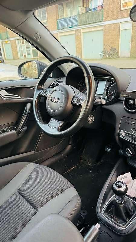 Blauw Occasion 2015 Audi A1 Design Hatchback | € 8.500 (Goede deal) - Afbeelding 1/4