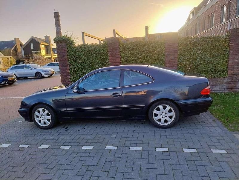 Occasion Mercedes CLK200 136 PK (100 kW) 1999 Blauw Coupé