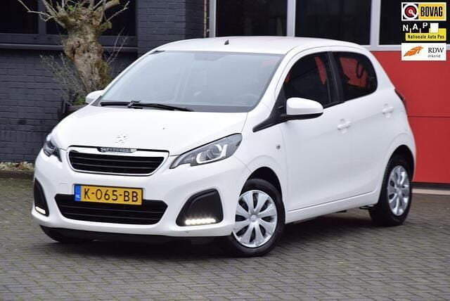 Wit Occasion 2020 Peugeot 108 Active Hatchback | € 7.500 (Goede deal) - Afbeelding 1/3