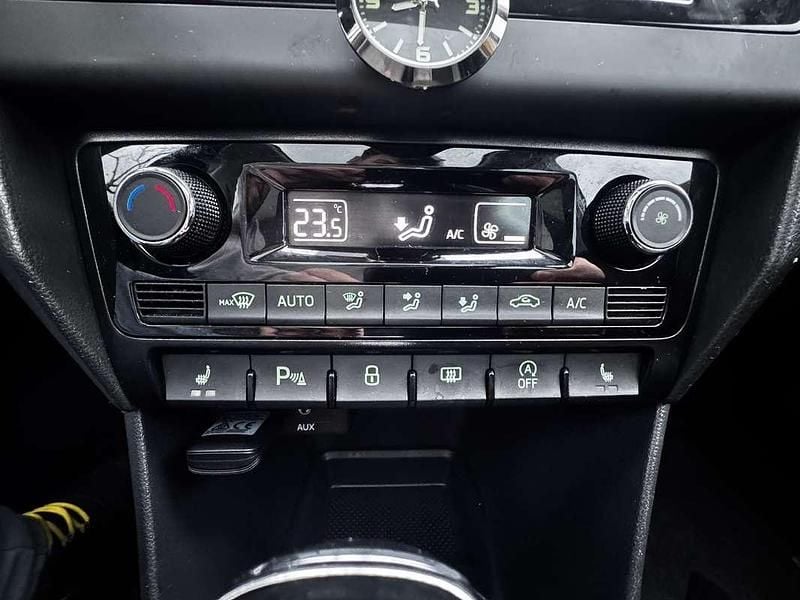 Occasion Skoda Rapid Joy 90 PK (66 kW) 2016 Wit Hatchback