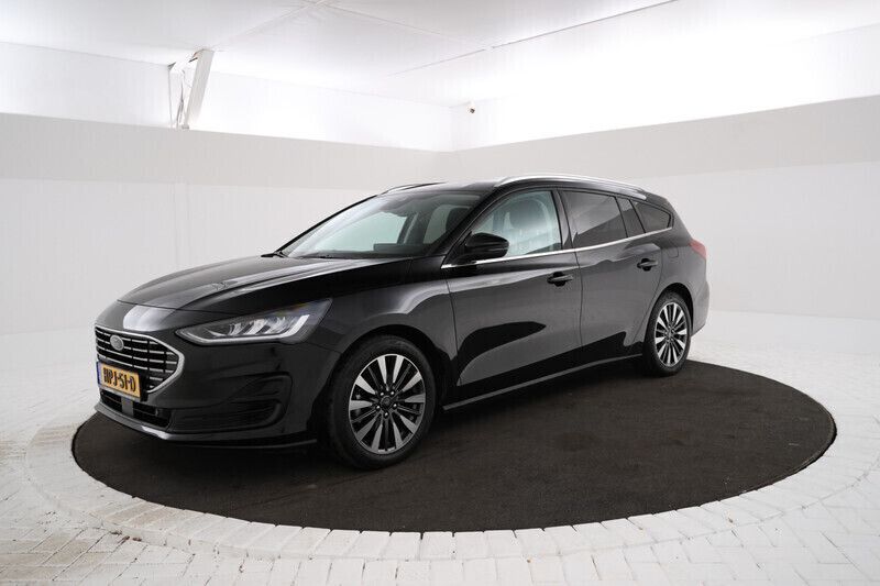 Zwart Gebruikt 2022 Ford Focus ST-Line X Stationwagen | € 25.995 (Duur) - Afbeelding 1/4