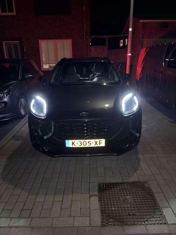 Grijs Occasion 2021 Ford Puma ST-Line MPV | € 15.500 (Super prijs) - Afbeelding 1/4