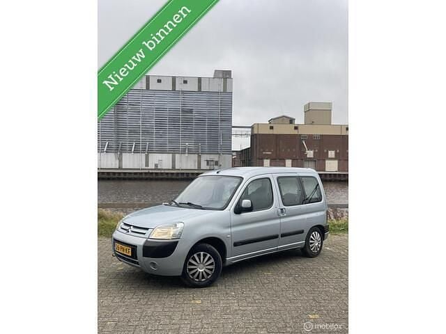 Blauw Occasion 2004 Citroën Berlingo MPV | € 1.895 (Goede deal) - Afbeelding 1/4
