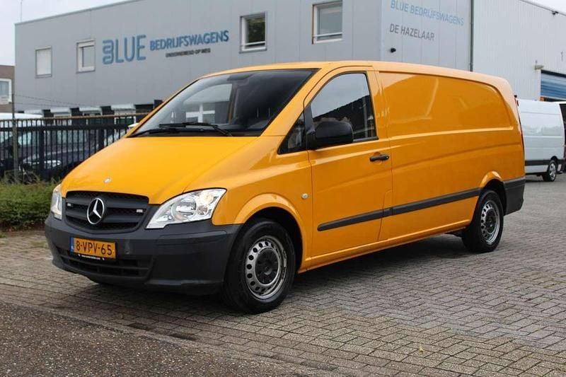 Geel Gebruikt 2011 Mercedes Vito MPV | € 5.900 (Super prijs) - Afbeelding 1/4
